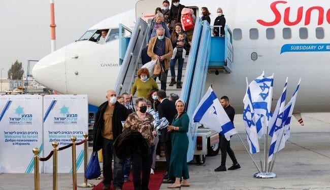 Ізраїль до кінця року продовжив соціальну допомогу для біженців з України