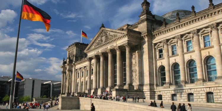 Пошук партнерів/виконавців освітнього проекту «Girl Power Ukraine» у Польщі та Німеччині