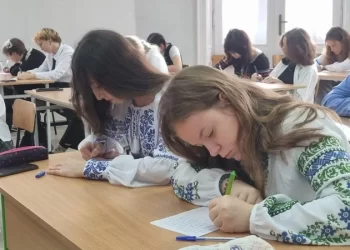 Польський генерал: ми щасливі, що українці є в Польщі, але виїзд з України 8 мільйонів людей — це божевілля