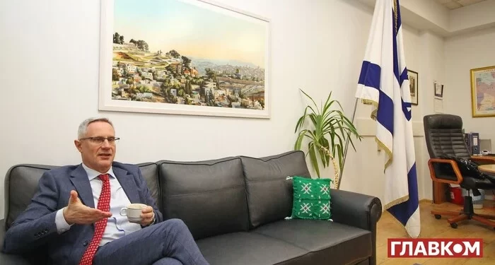 «Електронні візи» для українців. Посол Ізраїлю прокоментував зміну міграційних правил із 1 січня