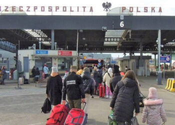 У Польщі офіційно працюють 780 тисяч українців: з них понад 400 тисяч – чоловіки