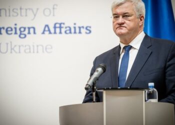 Україна просить чеську сторону розглянути можливість створення в Чехії державних двомовних шкіл для українських дітей