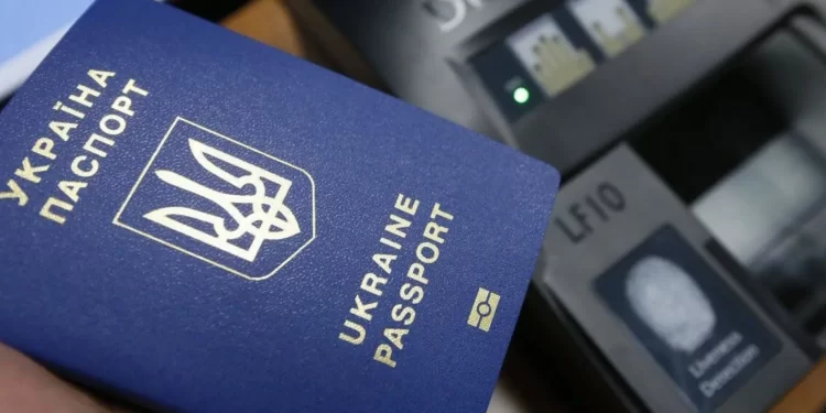 “Укрпошта” додала важливу послугу для українців за кордоном: скільки коштує та хто зможе скористатись