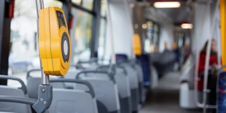 Вільнюс продовжив на рік безкоштовний проїзд у громадському транспорті для українців