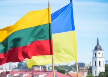 Ще в одному литовському місті для українців продовжили безплатний проїзд у громадському транспорті