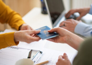 Майже 4,2 мільйона українців мають тимчасовий захист у ЄС