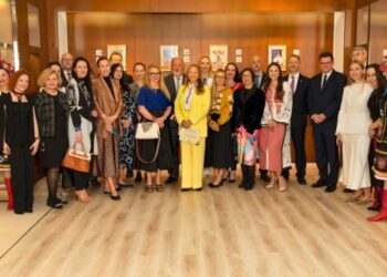 Виставку «Неймовірні» з нагоди 140-річчя українського жіночого руху показали в Абу-Дабі