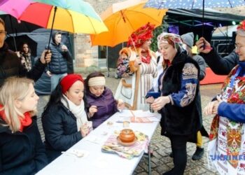 Українська спільнота провела благодійний Фестиваль борщу в німецькому Трірі