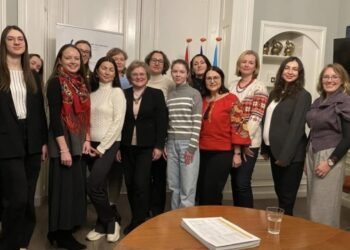 У Гаазі для педагогів українознавчих суботніх та недільних шкіл презентували освітні проєкти МІОКу