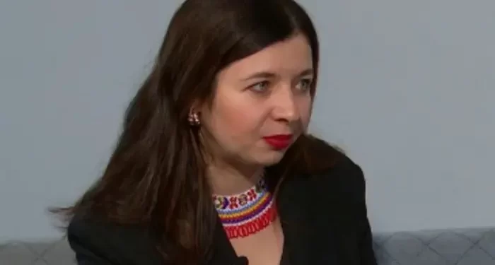 «Українські діти не вчаться писати-читати українською». Лідерка впливової організації діаспорян у Польщі б’є на сполох