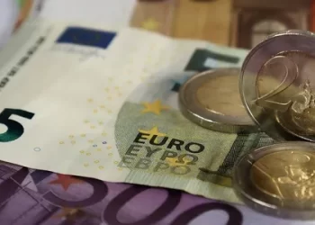 Українці платитимуть за в’їзд до ЄС: коли змінять правила та яка сума