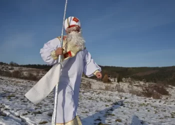 На кордон України з Польщею прийде Миколай – роздаватиме подарунки всім діткам