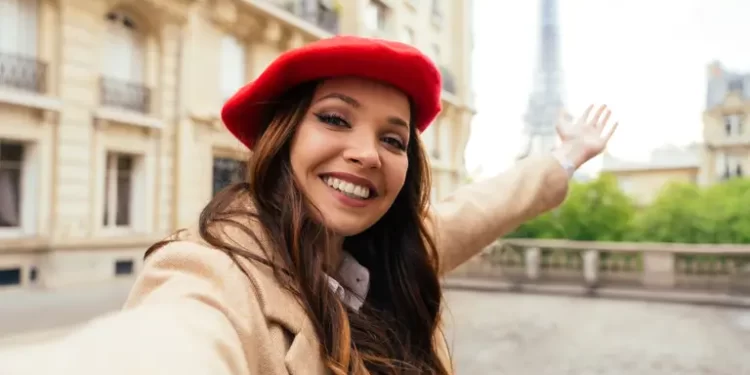 Не Нотр-Дамом єдиним: як заощадити на екскурсіях у Парижі