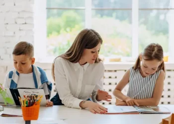 Варіантів небагато: які є виплати для переселенців у Польщі