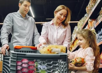 Не Biedronka єдиною: де дешево скупитись у Польщі перед Новим роком