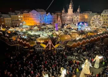 5 найкращих різдвяних ярмарків Чехії, які перенесуть вас у казку