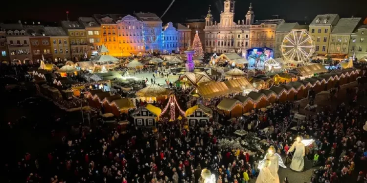 5 найкращих різдвяних ярмарків Чехії, які перенесуть вас у казку