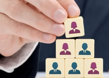 Кадровий голод страшніший за блекаути. Шість рішень, які використовує бізнес для подолання масштабної кризи