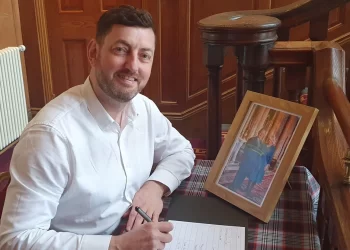 Глава міськради Единбурга пішов у відставку через нібито домагання до біженок з України