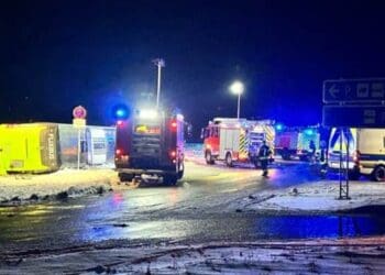 ЗМІ: У суботній аварії автобуса у Німеччині загинула українка