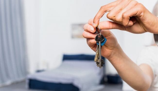 Життя у столиці. Скільки коштує оренда квартир у Києві та Варшаві: огляд цін