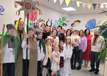 Пластуни виступили з вертепом у провідній благодійній організації Латвії