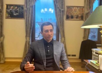 Повернути українців додому після війни можна за допомогою економічних програм – експерт