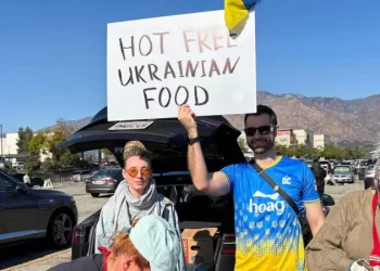 Не нам, а ми. Як українці в США допомагають населенню після масштабних пожеж