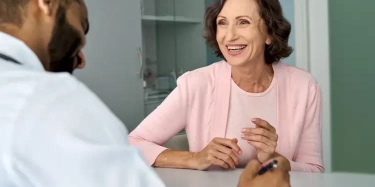 Як оформити медичне страхування в Польщі і які послуги безкоштовні для українців