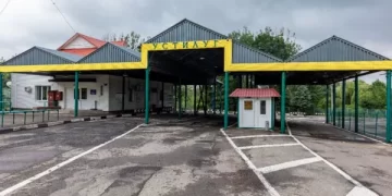 На кордоні України та Польщі зібрались черги: де найбільше транспорту
