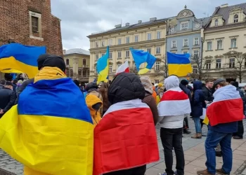 Польща може позбавити безкоштовної медичної допомоги деяких українців: про кого йдеться