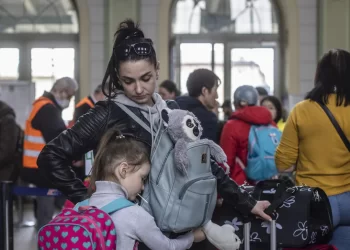 Українські біженці виїжджають з Польщі. Чому та куди вони перебираються