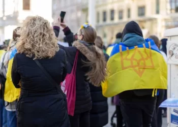 Українці у Польщі можуть легалізувати своє перебування, але втратять привілеї: що варто знати