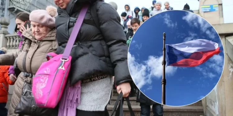 Президент Чехії ухвалив рішення щодо продовження дії захисту для українських біженців