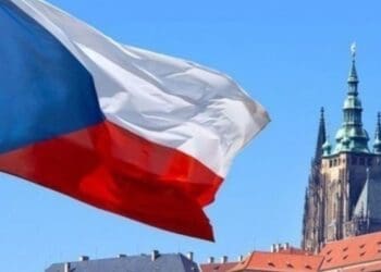 Українські біженці зможуть отримати спецдозвіл на довгострокове проживання в Чехії: умови