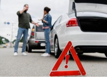 ДТП за кордоном: як українцям не розгубитися та діяти правильно