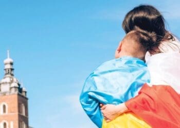 Українцям пояснили, скільки часу можна легально перебувати у Польщі