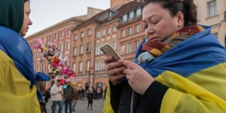 Українських біженців у Європі чекає низка змін: чи отримають базову допомогу та тимчасовий захист