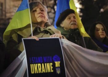 Скільки українців повернуться з-за кордону після припинення війни: прогноз міністра