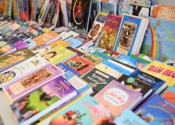 У Будапешті запрацювала українська бібліотека, книжки для якої передавали з Тернопільщини