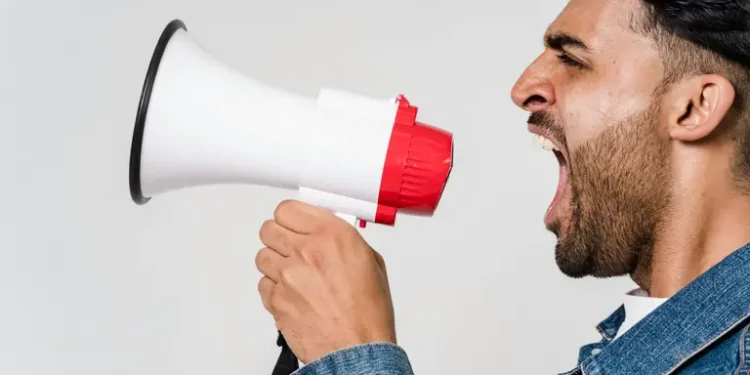 Нічна тиша в Польщі: коли можна шуміти, щоб не “влетіти” на гроші