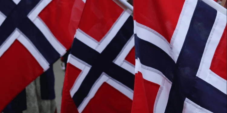 Норвегія збільшує допомогу для України