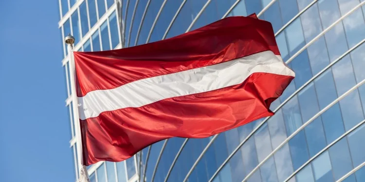 У Латвії майже 18 600 українців втратили статус тимчасового захисту