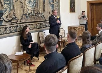 У Празі за участі посла відбулася зустріч українських організацій