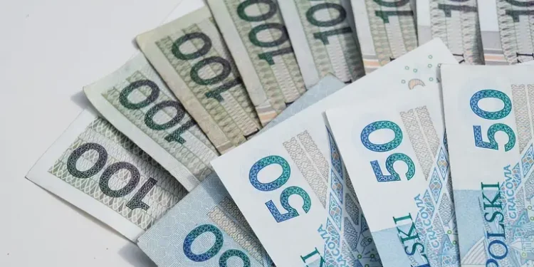 У яких містах Польщі найвищі зарплати, а де платять найменше