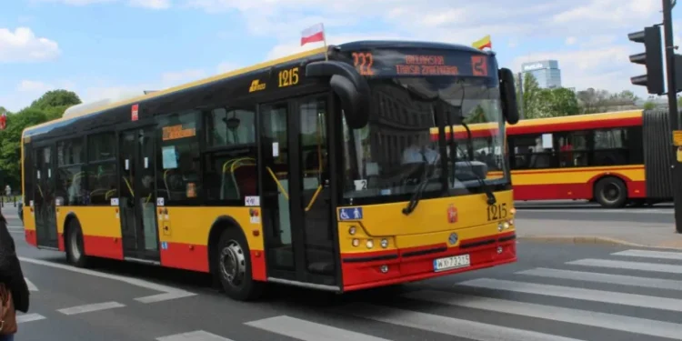 Варшава перевірятиме пасажирів транспорту на наркотики: що треба знати українським біженцям