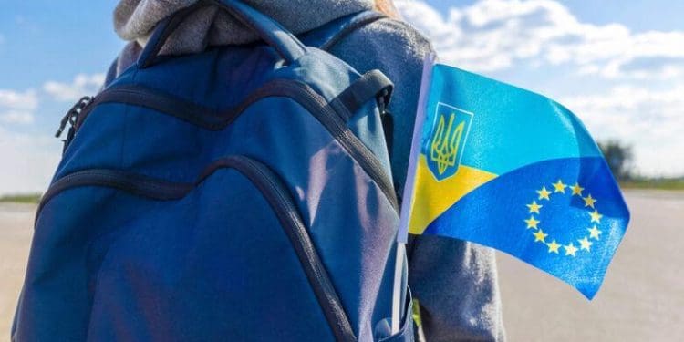 Єврокомісія має намір переглянути статус українських біженців після 2026 року