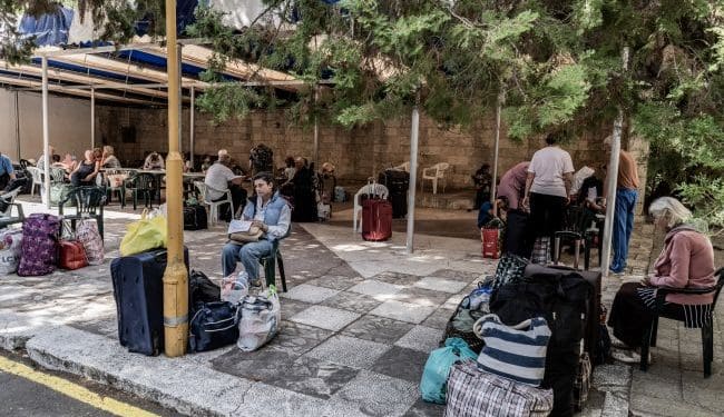 Більшість хочуть залишитись. Скільки біженців повернеться в Україну після війни