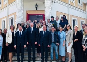 Міністр національної єдності зустрівся з українцями в Кишиневі