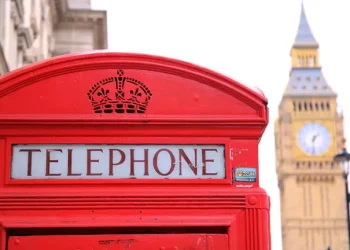 Депортація українців з Великої Британії: за яких умов можуть вигнати з країни